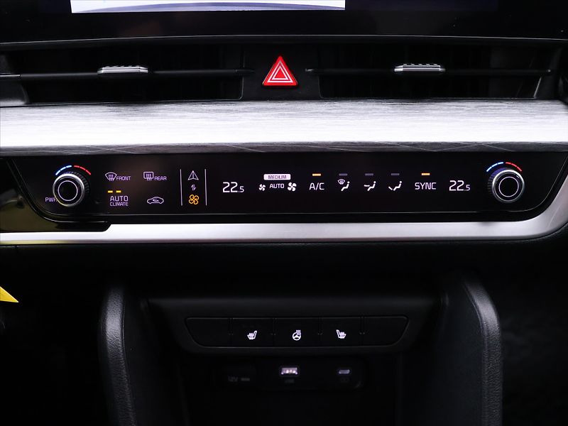 Kia Sportage 1,6 T-GDI 110kW AWD CZ DPH - fotka 22 z 32