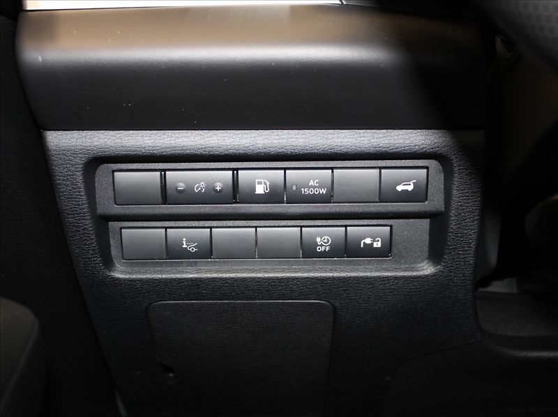 Mitsubishi Outlander 2,4 PHEV AWD Instyle TAŽNÉ - fotka 21 z 30