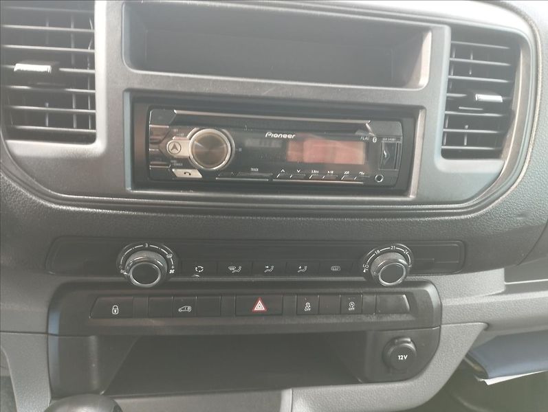 Peugeot Expert 1,5 HDi 75KW - fotka 10 z 11