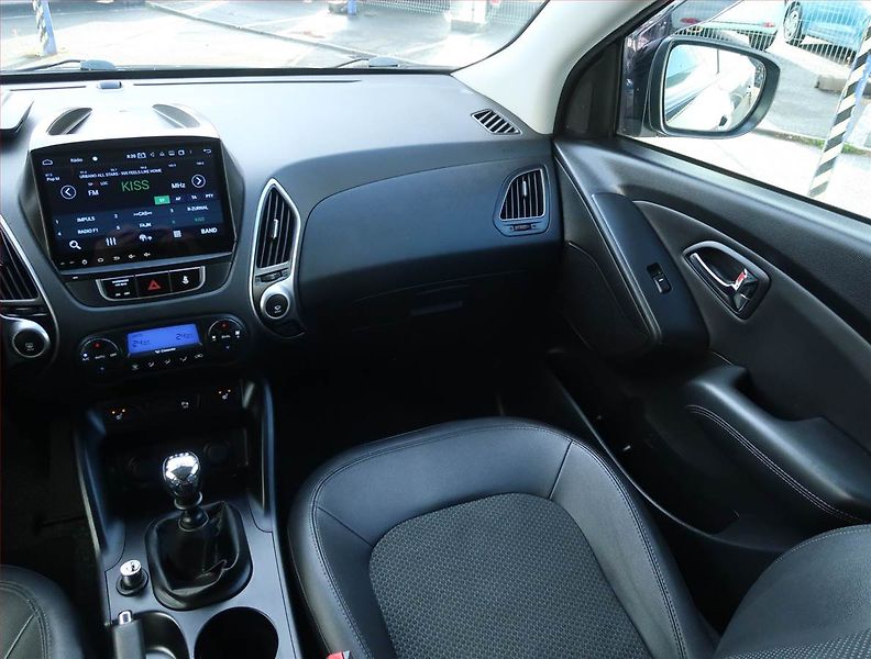 Hyundai ix35 (2011) 1.7 CRDi, ČR,1.maj, Tempomat - fotka 8 z 19