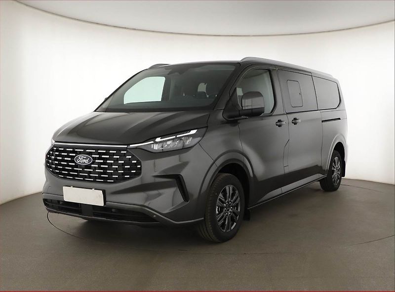 Ford Tourneo Custom (2026) 2.0 EcoBlue - fotka 2 z 24