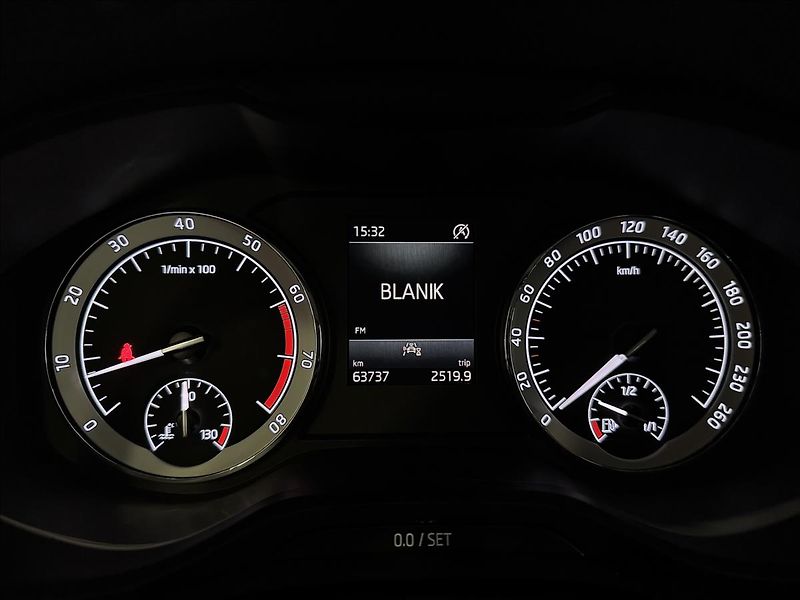Škoda Kodiaq 1.5TSI 110kW 1 MAJITEL 63KM! - fotka 17 z 39