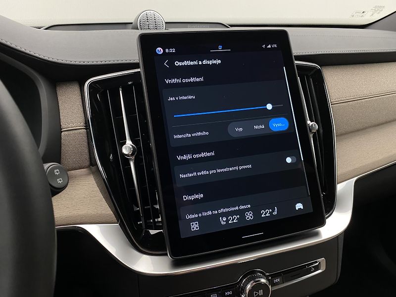Volvo XC90 (2026) T8 AWD RECHARGE BRIGHT PLUS 7m - fotka 55 z 71
