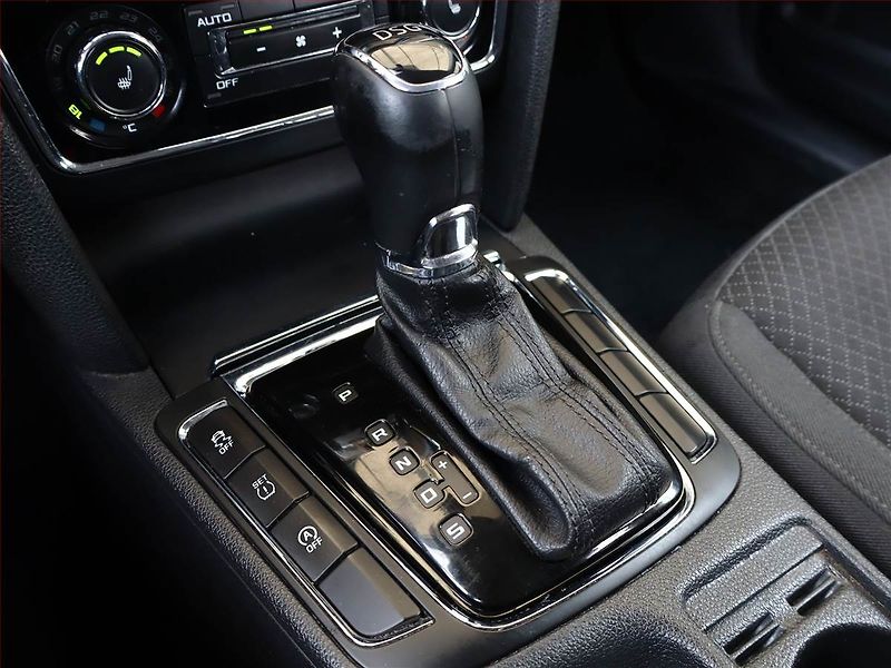 Škoda Superb (2013) Ambition 2.0 TDI, Automat - fotka 11 z 17