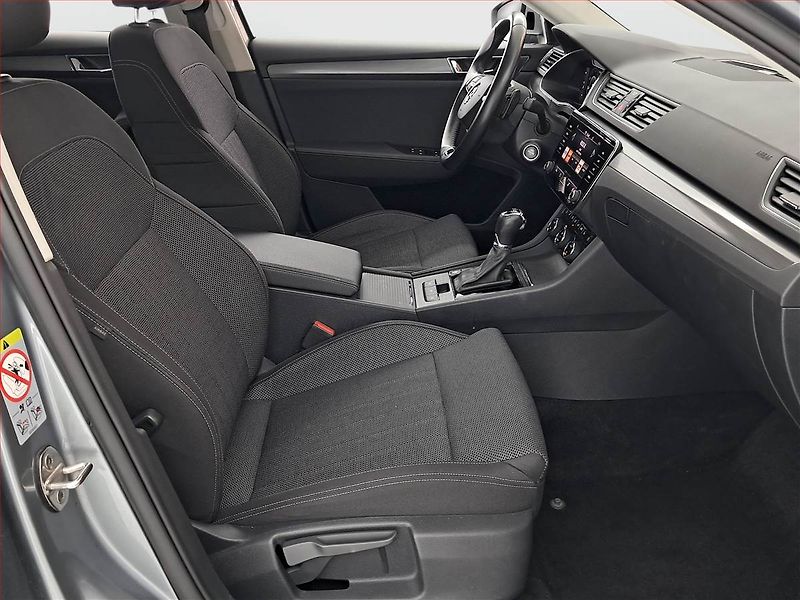 Škoda Superb (2021) Style 2.0 TDI - fotka 9 z 20