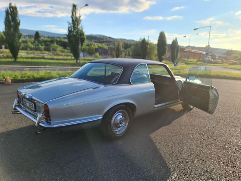 Jaguar XJ6 (1975)  4.2 C (Coupé) SERIE II AUTOMA - fotka 11 z 53