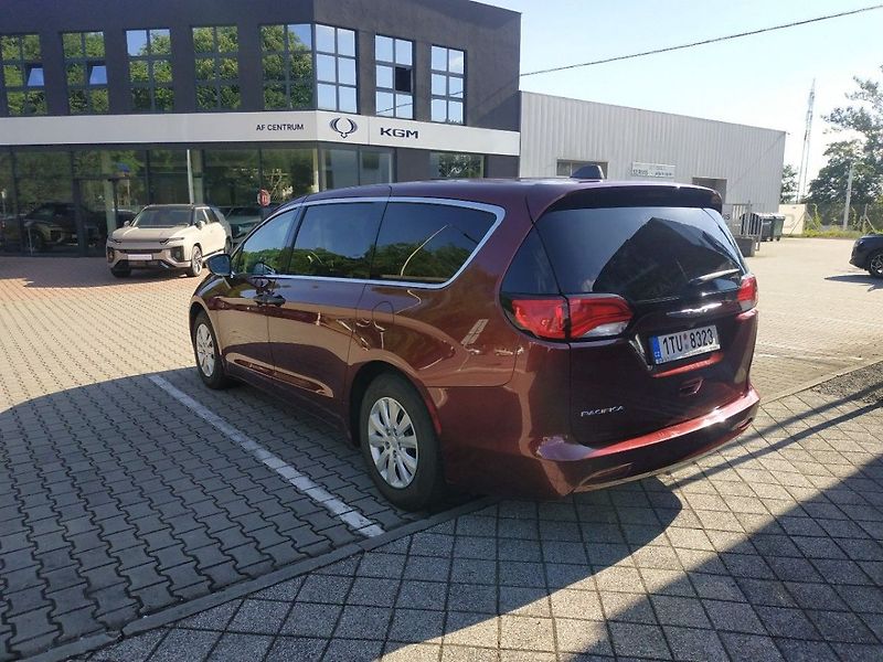 Chrysler Pacifica 3.6 V6 L, SERVIS, TZ - fotka 7 z 36