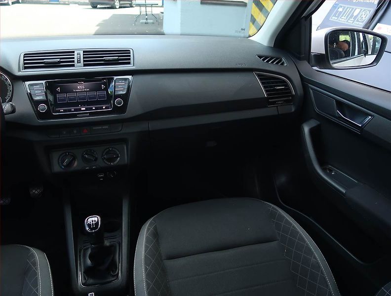 Škoda Fabia (2021) Ambition 1.0 TSI, ČR,1.maj - fotka 8 z 17