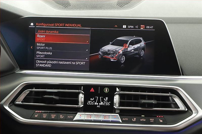 BMW X5 (2019) xDrive40i - fotka 14 z 20