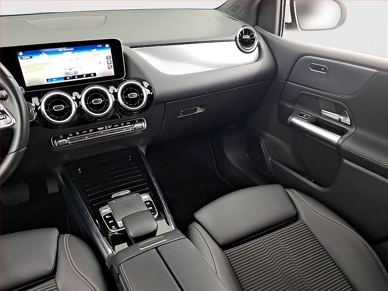 Mercedes-Benz Třídy B (2019) B 180, Automat, ČR,1.maj - fotka 7 z 22