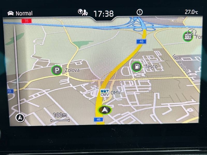 Škoda Karoq (2022) 1.5 TSI 7DSG Sportline - fotka 25 z 33