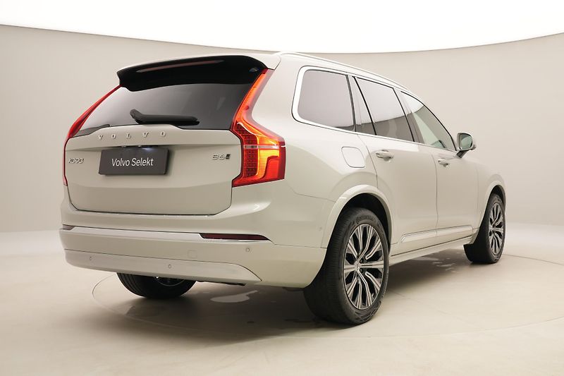 Volvo XC90 B6 AWD INSCRIPTION AUT CZ 7m - fotka 13 z 55
