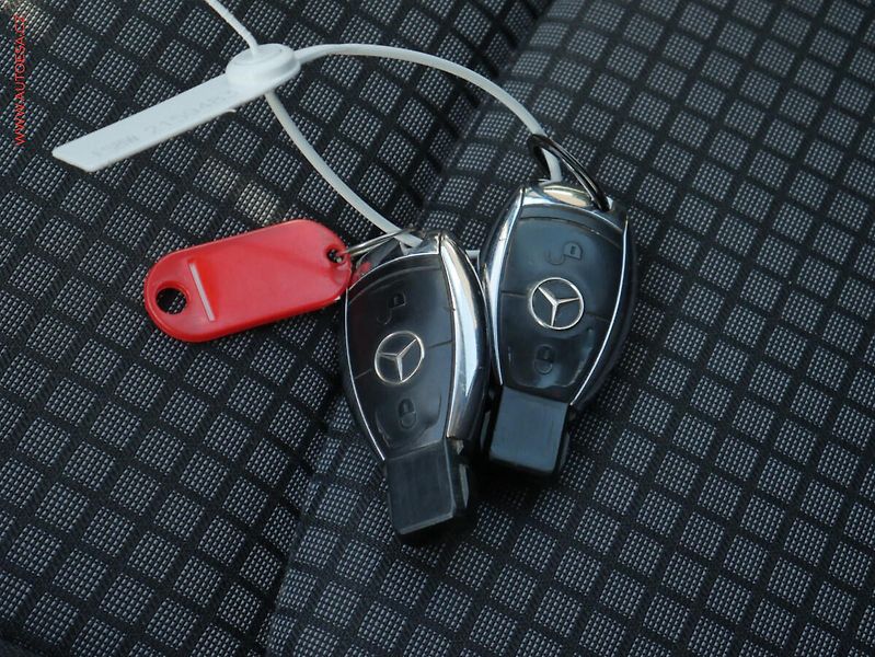 Mercedes-Benz Třídy C (2007) 1.8 i, autoAC - fotka 21 z 21