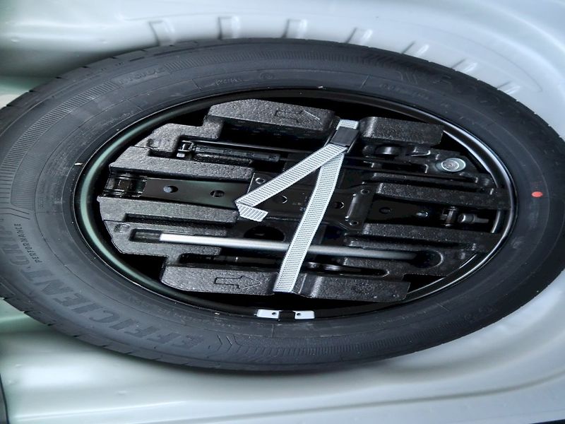 Škoda Octavia (2024) Combi TOP SELECTION 1,5 TSI M- - fotka 31 z 32