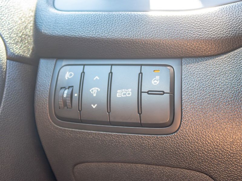 Kia Ceed (2017) GT Line 1.6D 100KW MAT – NAVI - fotka 36 z 50