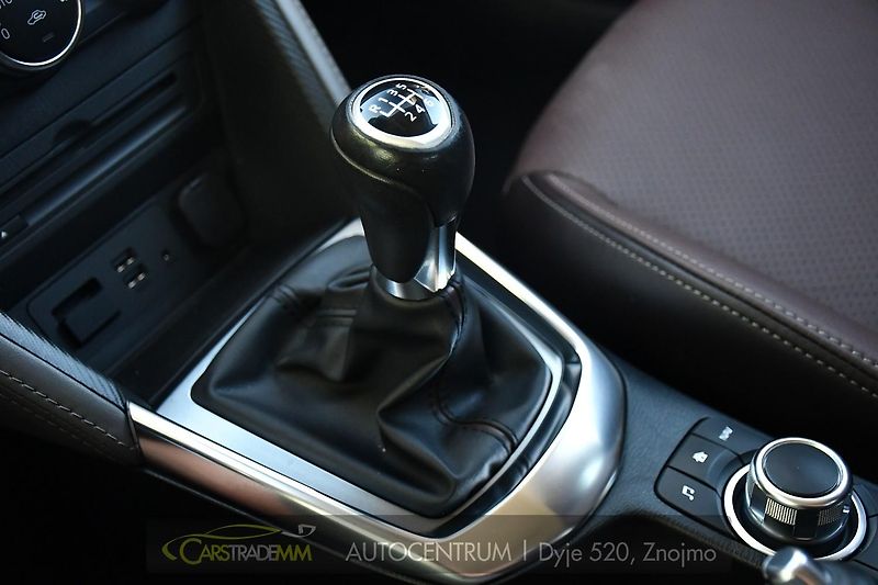 Mazda CX-3 2.0i G120 TAKUMI+ HUD 2xKola - fotka 35 z 54