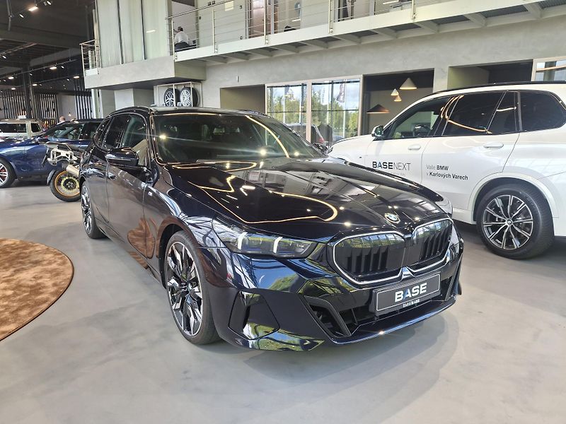 BMW Řada 5 540d xDrive Touring M-Sport - fotografie inzerátu