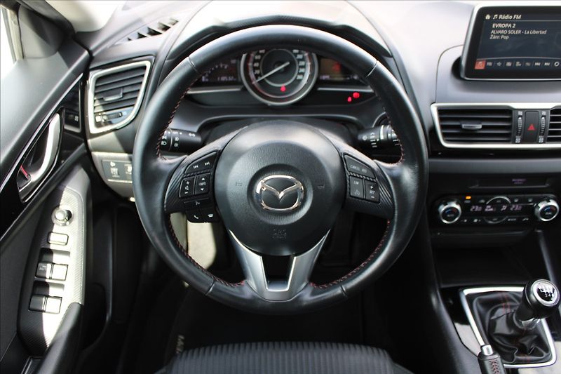 Mazda 3 2,0 i  NOVÉ V ČR,1.MAJITEL - fotka 10 z 25