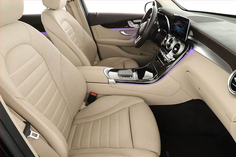 Mercedes-Benz GLC (2020) 300 e 4MATIC - fotka 7 z 22