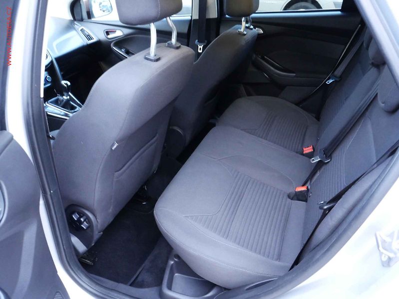 Ford Focus (2015) 1.5 EB, STK3/28 - fotka 10 z 20