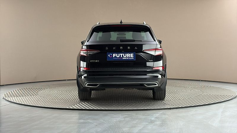Škoda Kodiaq 2.0 TDI DSG 4x4 L&K - fotka 5 z 37
