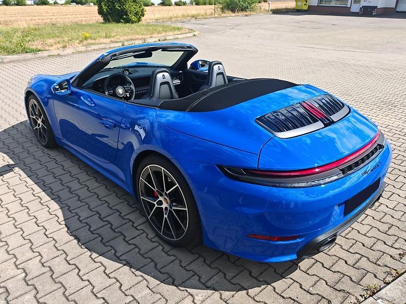Porsche 911 Carrera S, Chrono, BOSE - fotka 4 z 38