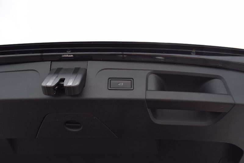 Volkswagen Touran (2017) 1.4TSI 110kw 7MÍST CLBMT NAVI - fotka 10 z 50