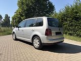 Volkswagen Touran 1.6 75kw Trendline 7 míst - náhled 4