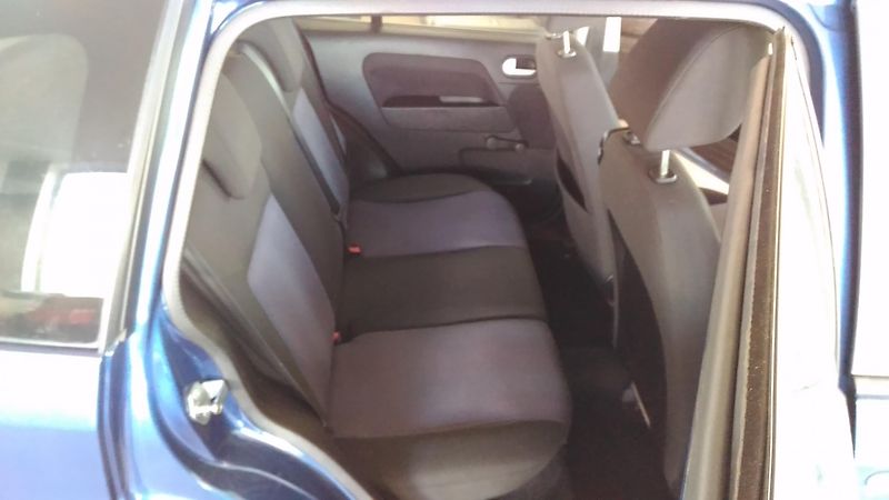 Ford Fusion (2008) 1,4i,59KW,KLIMA,CD,EL.VÝBAVA - fotka 13 z 27