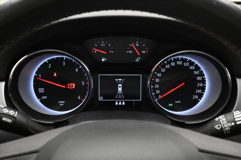 Opel Astra 1,5 CDTi 90 kW Park. Kamera Zá - fotka 16 z 29