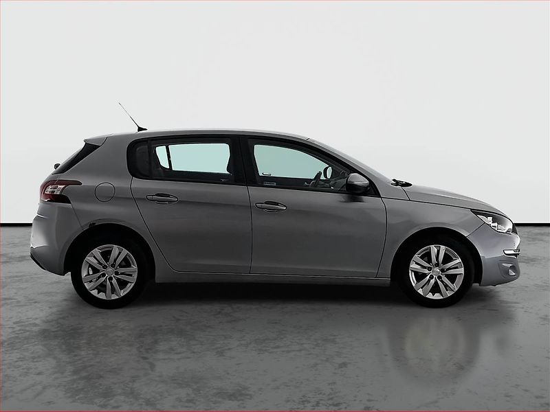 Peugeot 308 (2015) 1.6 BlueHDi, Tempomat - fotka 6 z 18