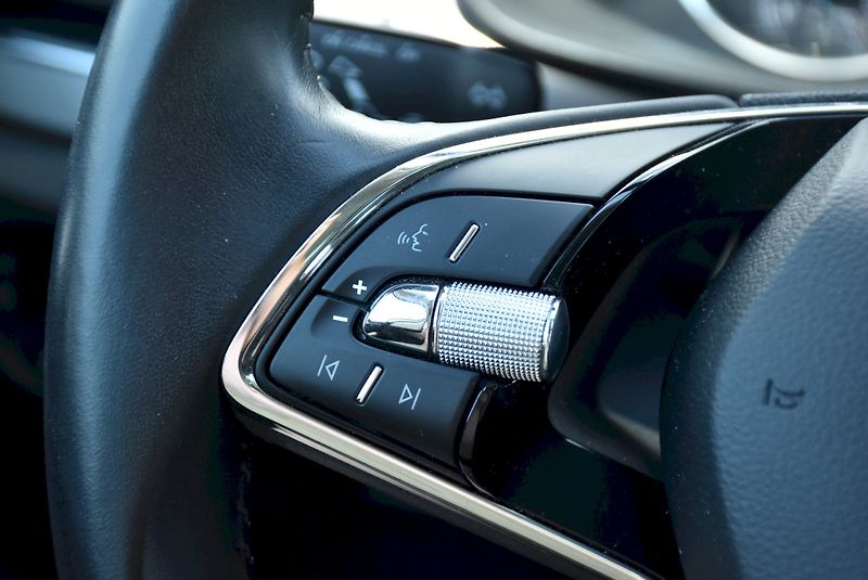 Škoda Scala (2021) Ambition 1.0 TSI 81kW - fotka 28 z 33