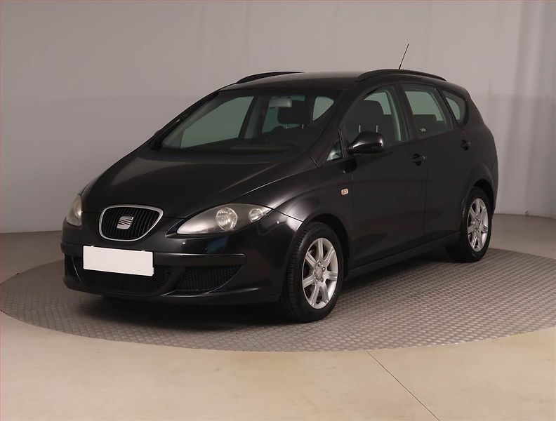 Seat Altea (2008) 1.9 TDI, Tažné, za dobrou cenu - fotka 2 z 17