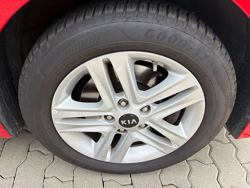Kia Ceed - fotka 9 z 10