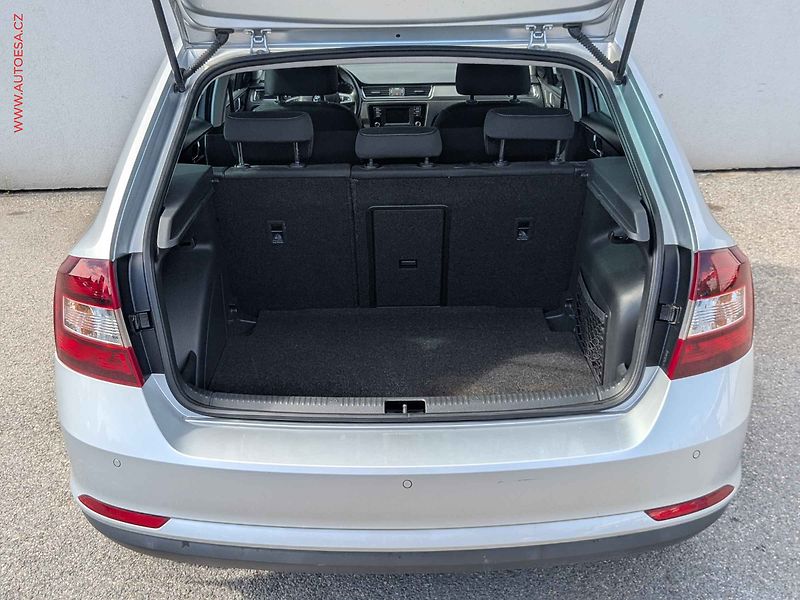 Škoda Rapid (2017) 1.6 TDi, ČR, Style - fotka 7 z 17