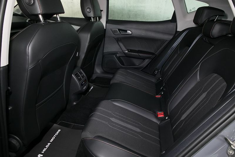 Cupra Formentor 2.0TSI 140kW DSG 4x4 ZÁRUKA - fotka 11 z 28