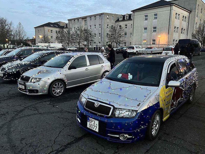 Vánoční spanilá jízda v Klatovech.