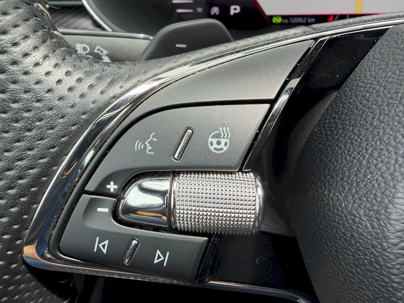Škoda Superb (2024) Combi 2.0TSI 140kW DSG SportLi - fotka 12 z 35