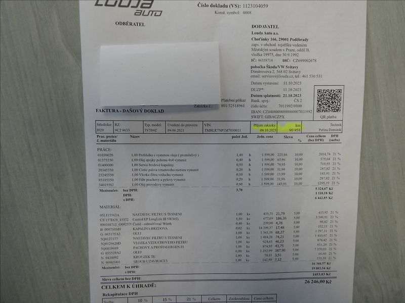 Škoda Superb 2,0 TDi 147kW SCOUT,DSG,4x4,DP - fotka 44 z 49