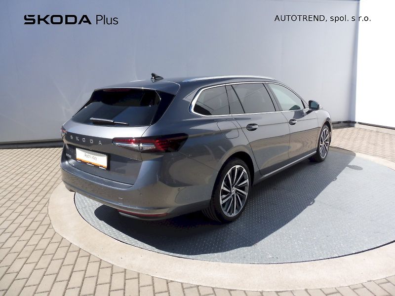 Škoda Superb (2025) Combi L&K 2,0 TDI 110kW DSG - fotka 2 z 30
