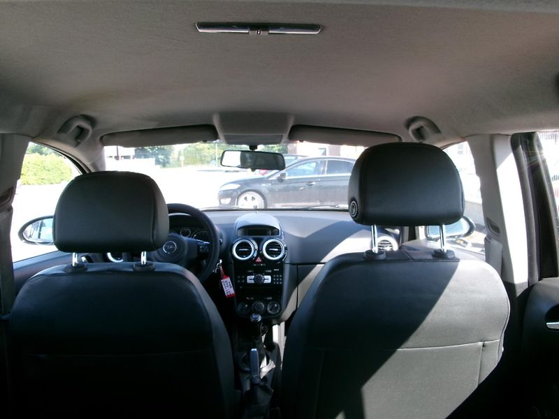 Opel Corsa (2008) 1,2 16V KLIMA ALU - fotka 12 z 25