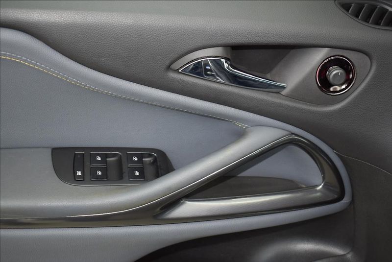 Opel Zafira 2,0 CTDi,7-míst,Nav,Innovation - fotka 23 z 27