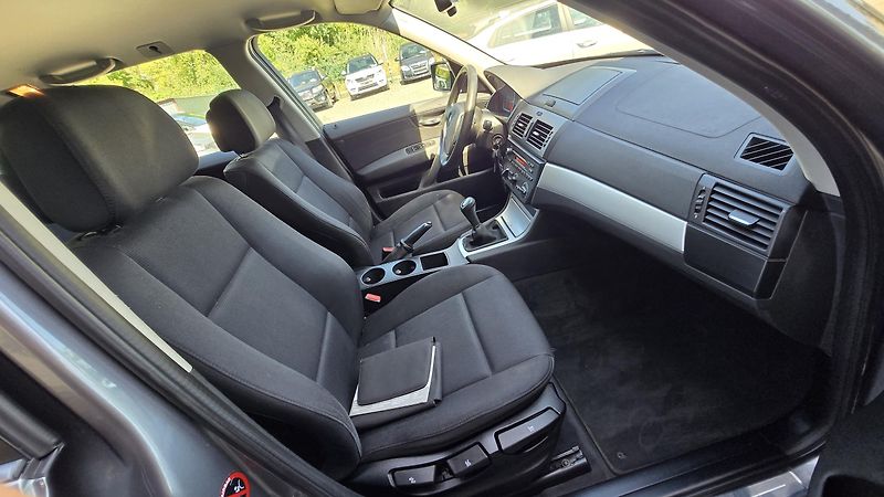 BMW X3 X DRIVE 2.0D 130KW 1MAJITEL - fotka 23 z 40