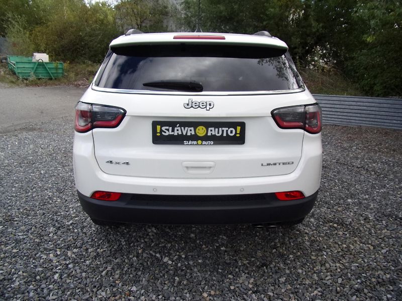 Jeep Compass  2.0M-Jet4X4 LONGITUDE 85000KM - fotka 6 z 26