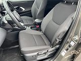 Toyota Yaris (2023) HYBRID 85kW e-CVT STYLE CZ - náhled 9