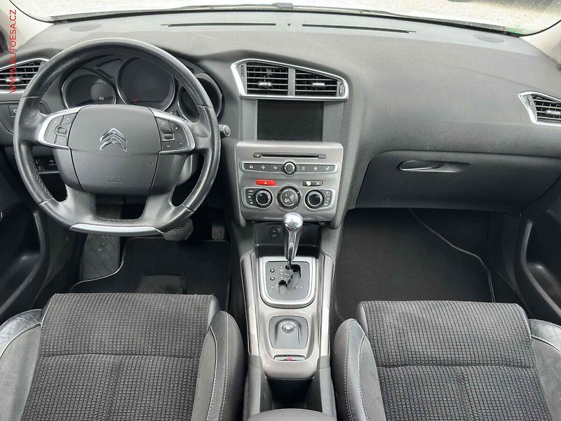 Citroën C4 (2015) 1.2PT, AT, navi - fotka 8 z 20