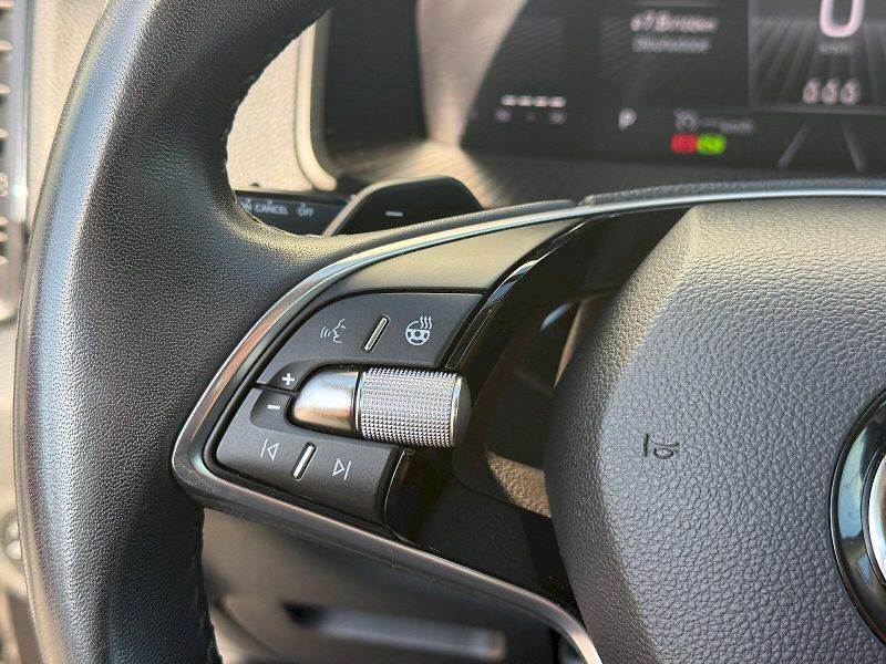 Škoda Karoq (2024) 1.5 TSI 110 kW DSG Selection - fotka 15 z 24
