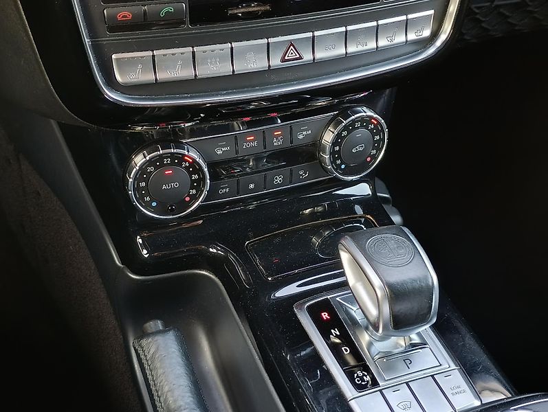 Mercedes-Benz Třídy G 63AMG 400kW 4MATIC  - fotka 30 z 45