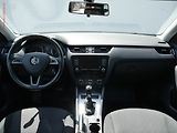 Škoda Octavia (2015) 2.0TDi, ČR, DSG, výhřev sed. - náhled 8