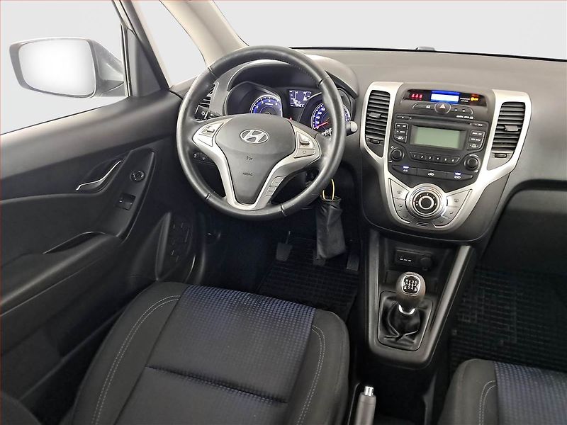Hyundai ix20 (2013) 1.4 CVVT, ČR,1.maj - fotka 7 z 16